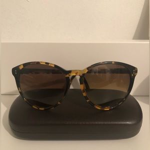 EUC ILLESTEVA SUNGLASSES